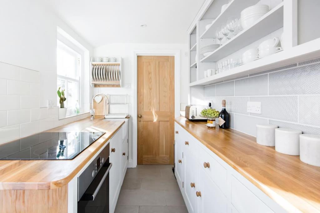 Boat House, Relax In A Whitstable Fisherman'S Cottage Εξωτερικό φωτογραφία