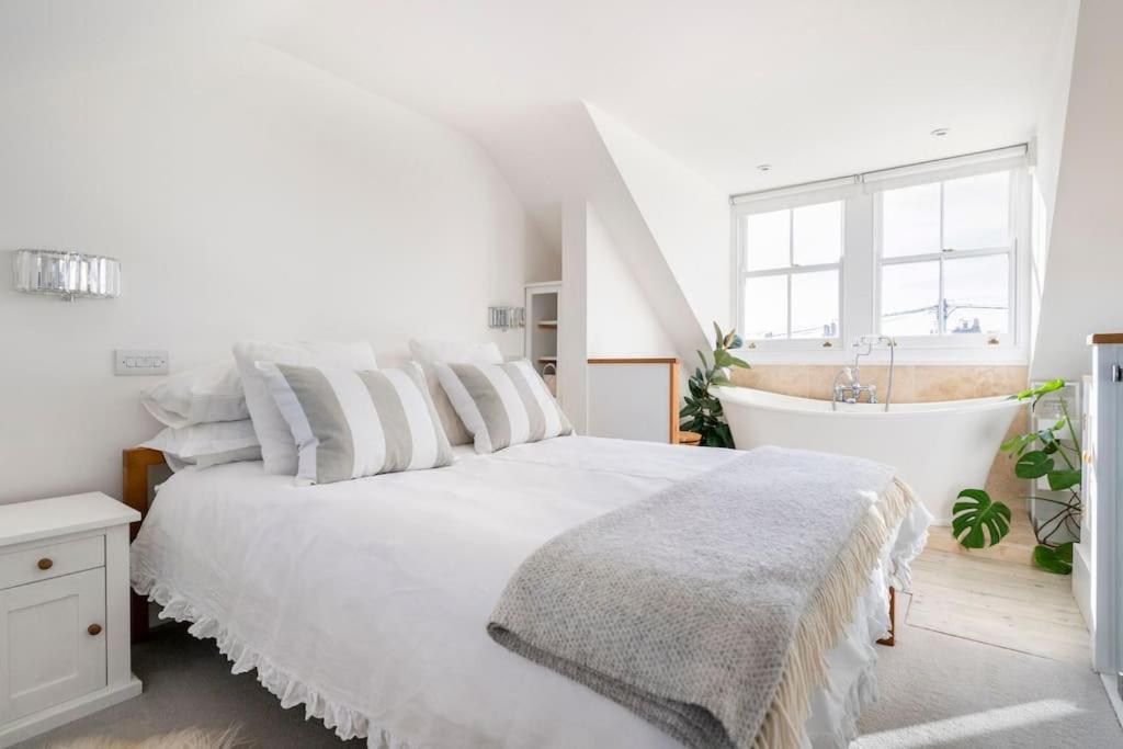 Boat House, Relax In A Whitstable Fisherman'S Cottage Εξωτερικό φωτογραφία